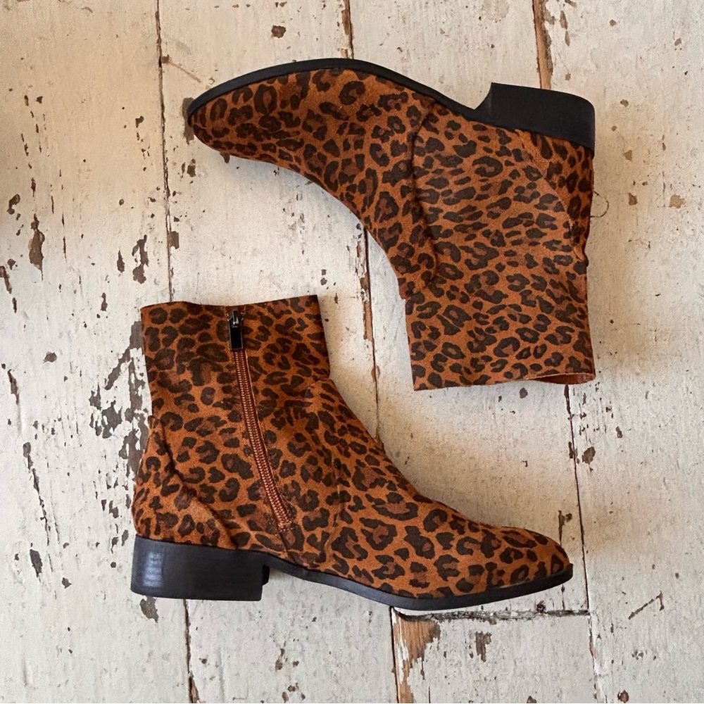 Topshop Suede Leather Animal Print Ankle Boots 7 / 40